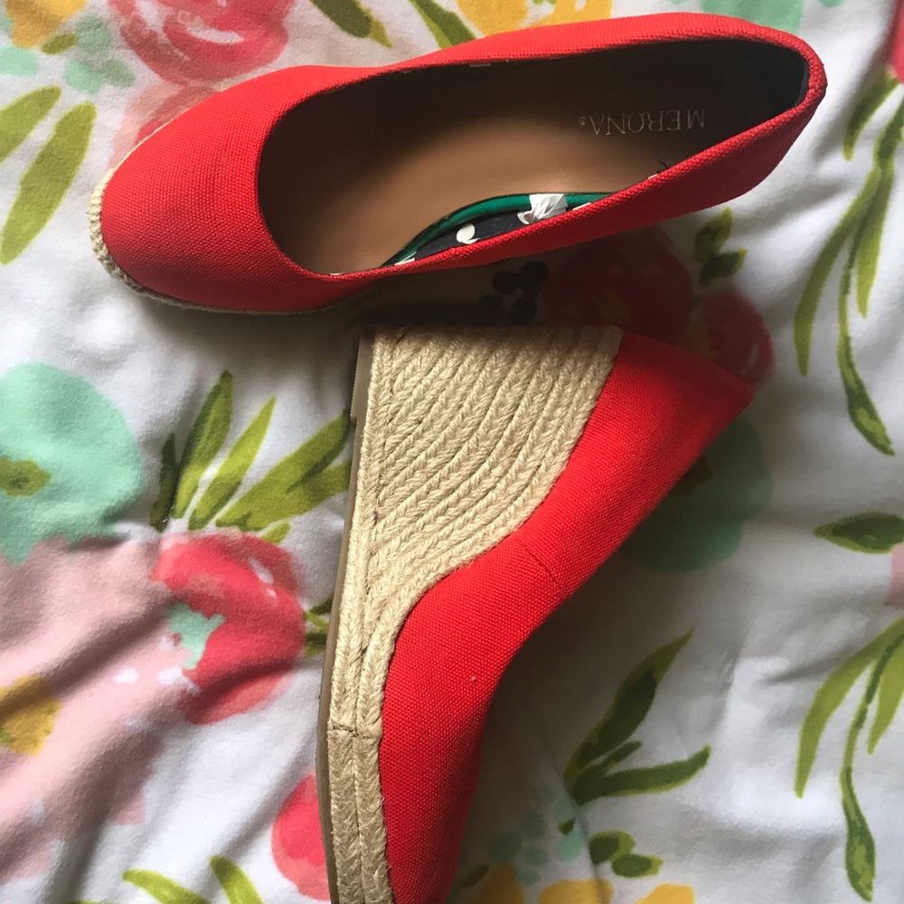 Wedges - Picture 2 of 3
